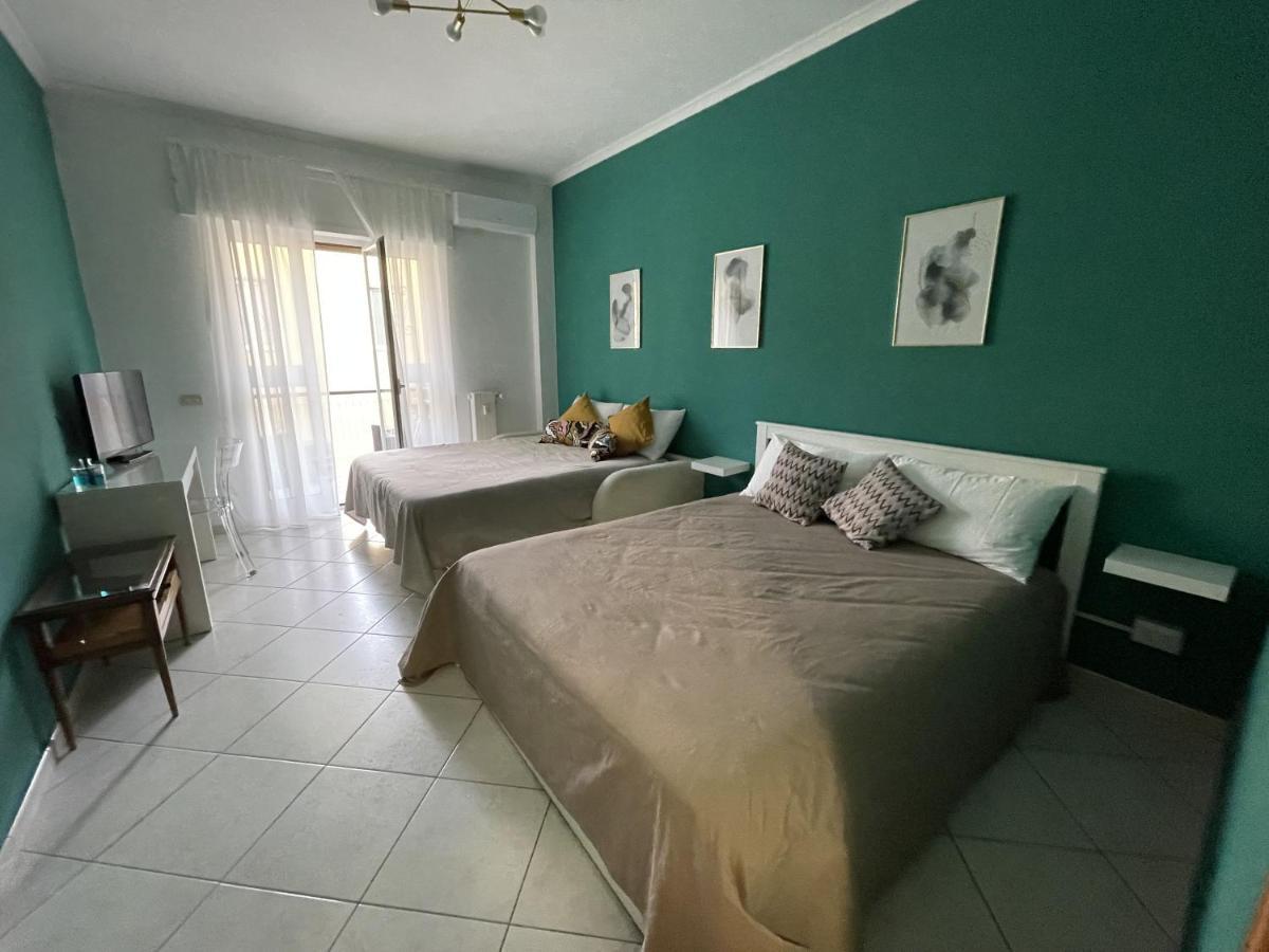 דירות נאפולי Renza House Chiaia מראה חיצוני תמונה