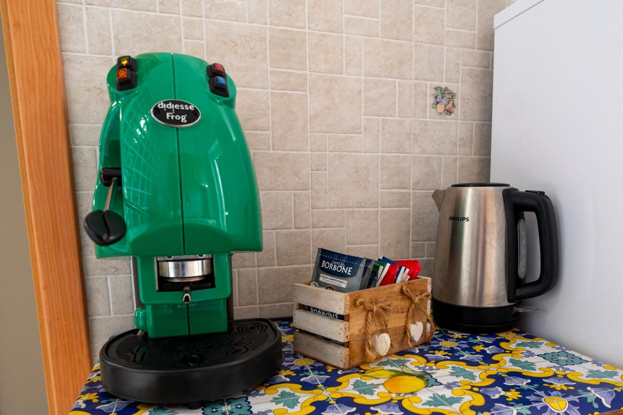 דירות נאפולי Renza House Chiaia מראה חיצוני תמונה