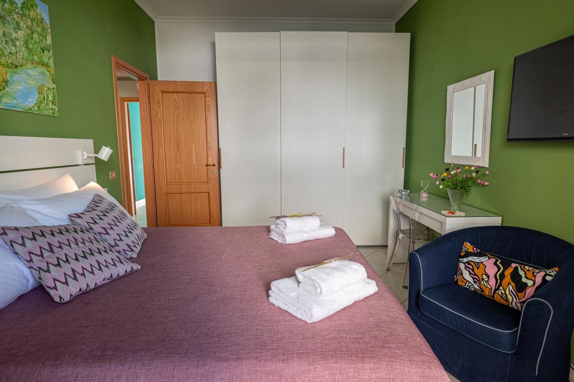 דירות נאפולי Renza House Chiaia מראה חיצוני תמונה